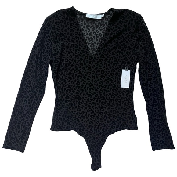 NWT ASTR the Label Inca Bodysuit in Black Leopard Burnout - Picture 10 of 13